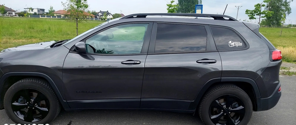 Jeep Cherokee cena 72500 przebieg: 148000, rok produkcji 2016 z Krotoszyn małe 121